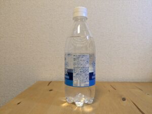 コメリ　オリジナル炭酸水　富士吉田市産ミネラルウォーター使用　成分表記