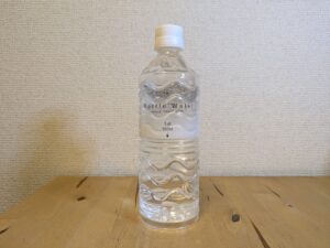 静岡県静岡市清水区産ミネラルウォーター　Bottle Water　ペットボトル