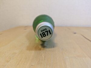 ホットスプリングス産　炭酸水　マウンテンバレー　ビン入り　キャップ　1871の文字